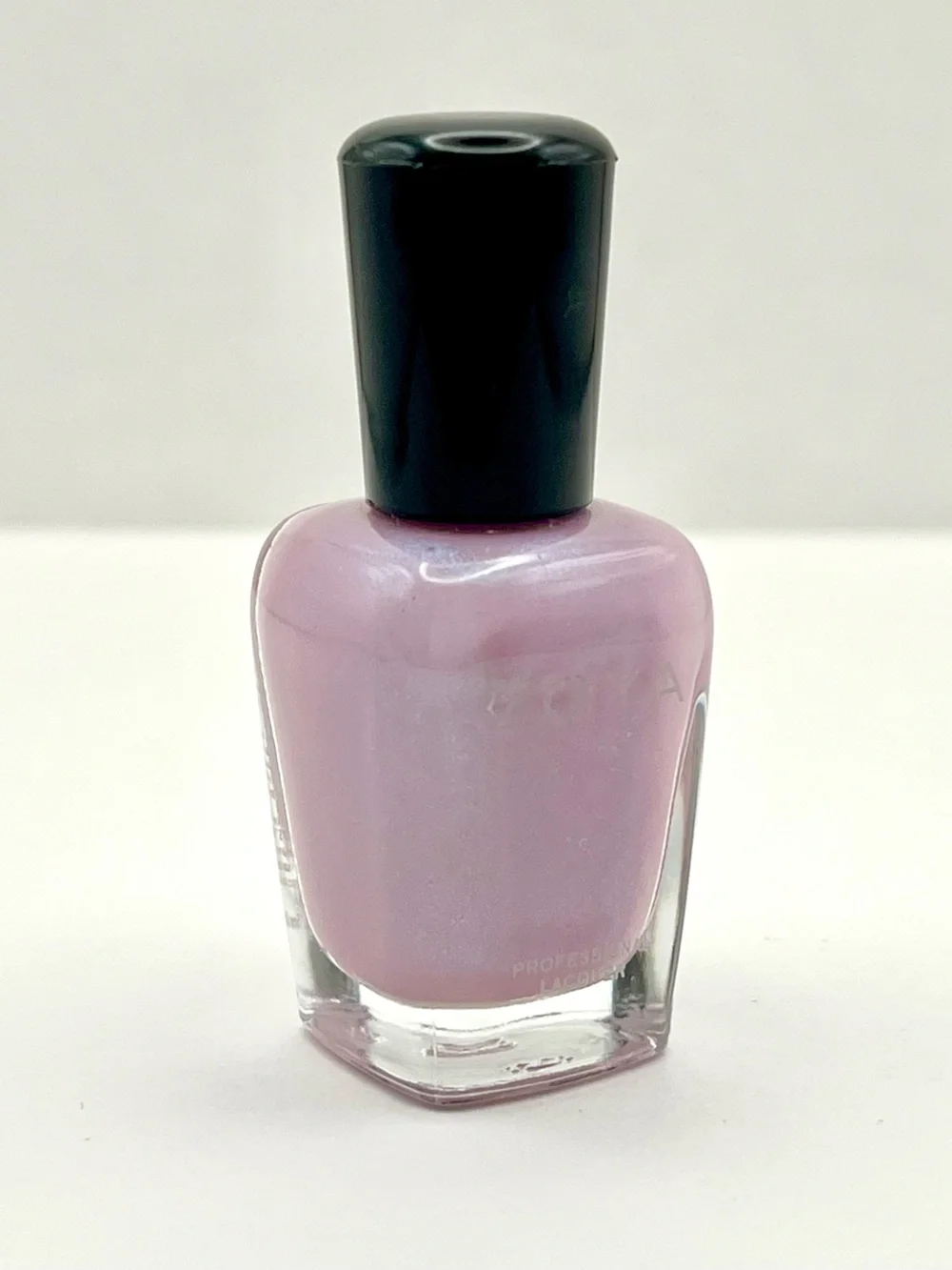 NEW Zoya “Leslie”